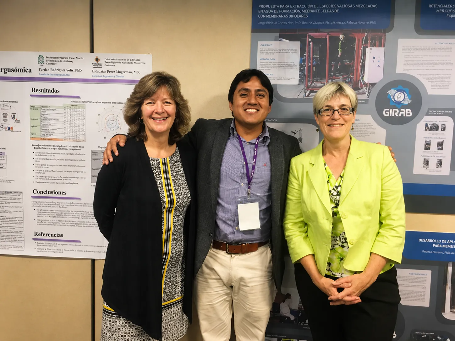 Dr. Manuel Escobar junto a Sue Hignett
